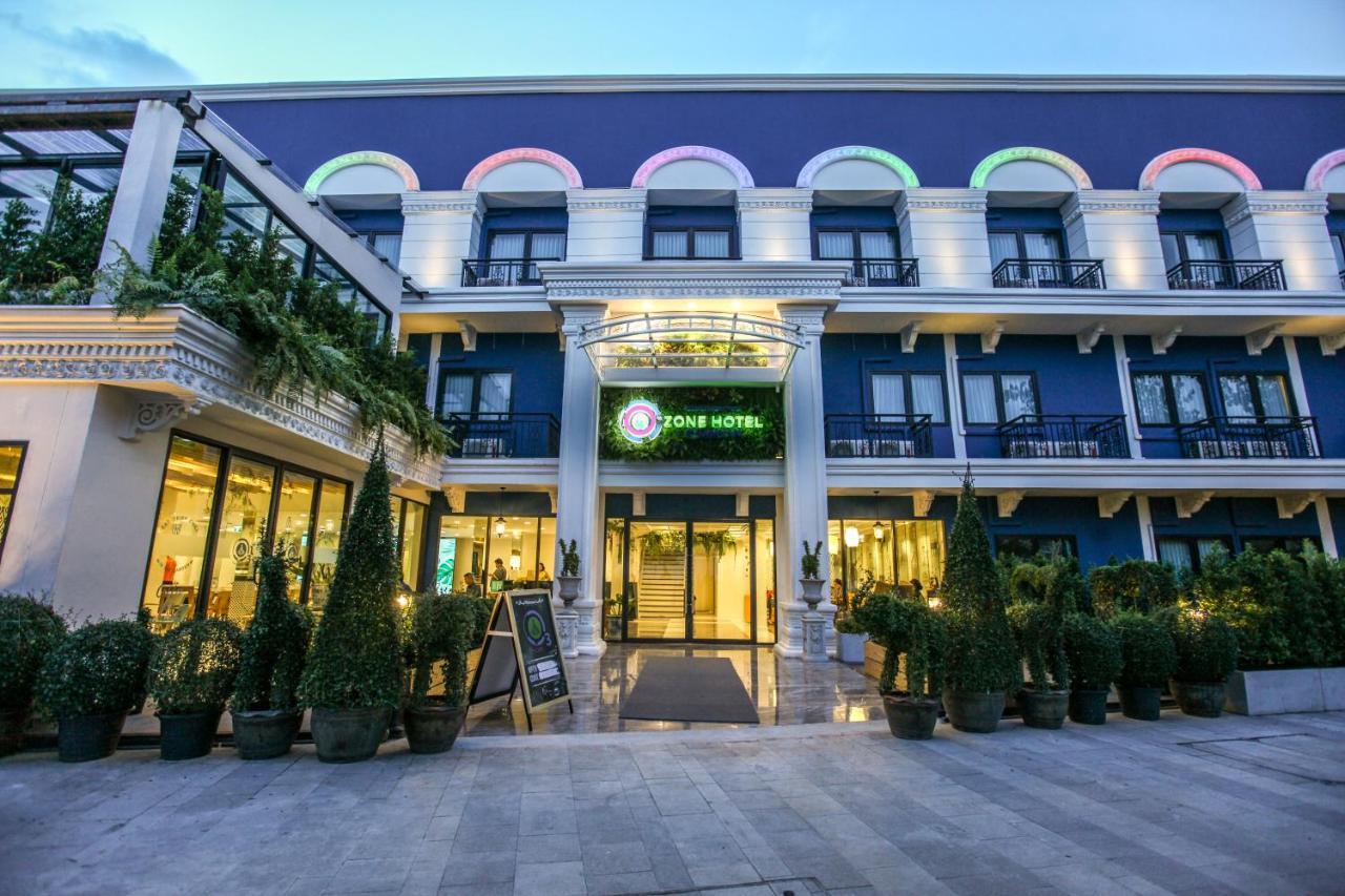Ozone Hotel Samyan Banguecoque Exterior foto